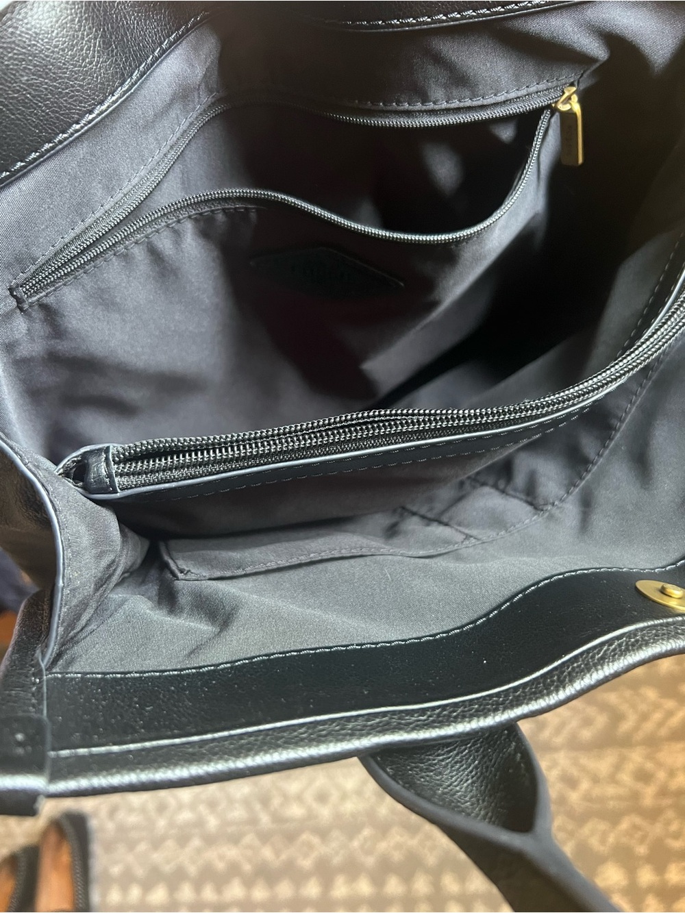 Fossil Black Leather Tote with Gold Hardware and Adjustable Strap - Picture 8 of 14